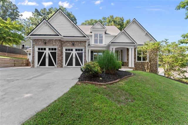 New Homes with Master Bedrooms on the 1st Floor That Attend North Hall Middle School: July 25th to July 31st
