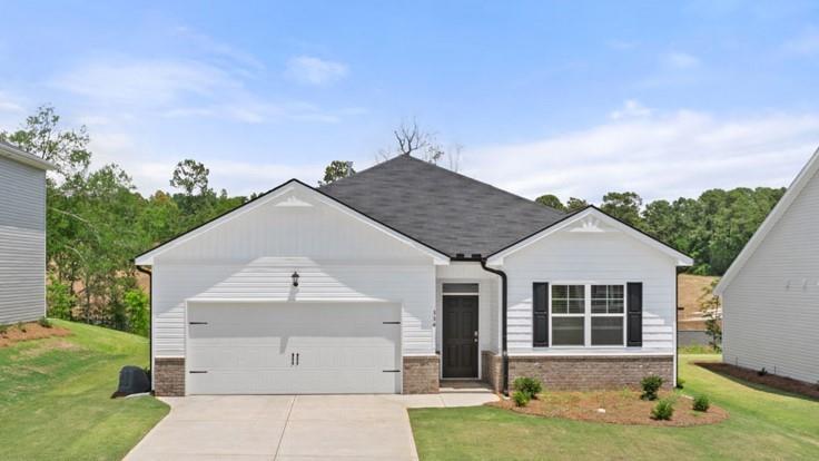 156 Kennelsman Dr., Griffin, GA 30224