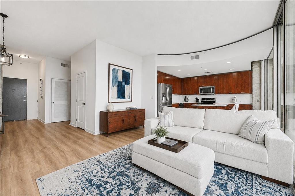 3300 Windy Ridge Pkwy. #1007, Atlanta, GA 30339