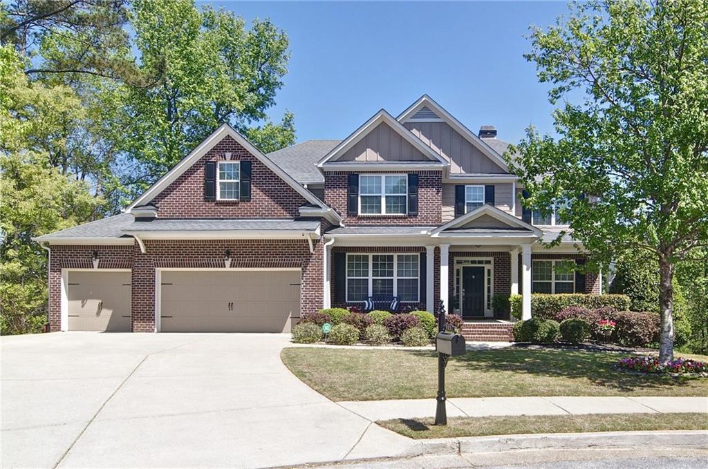 503 Lakeview Ct., Woodstock, GA 30188