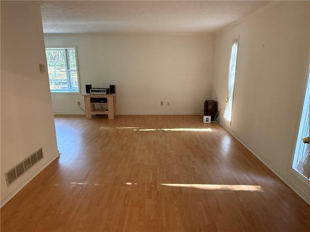 2880 Almand Ct., Conyers, GA 30012