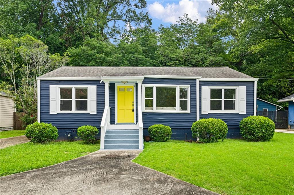 1097 Shepherds Ln., Atlanta, GA 30324