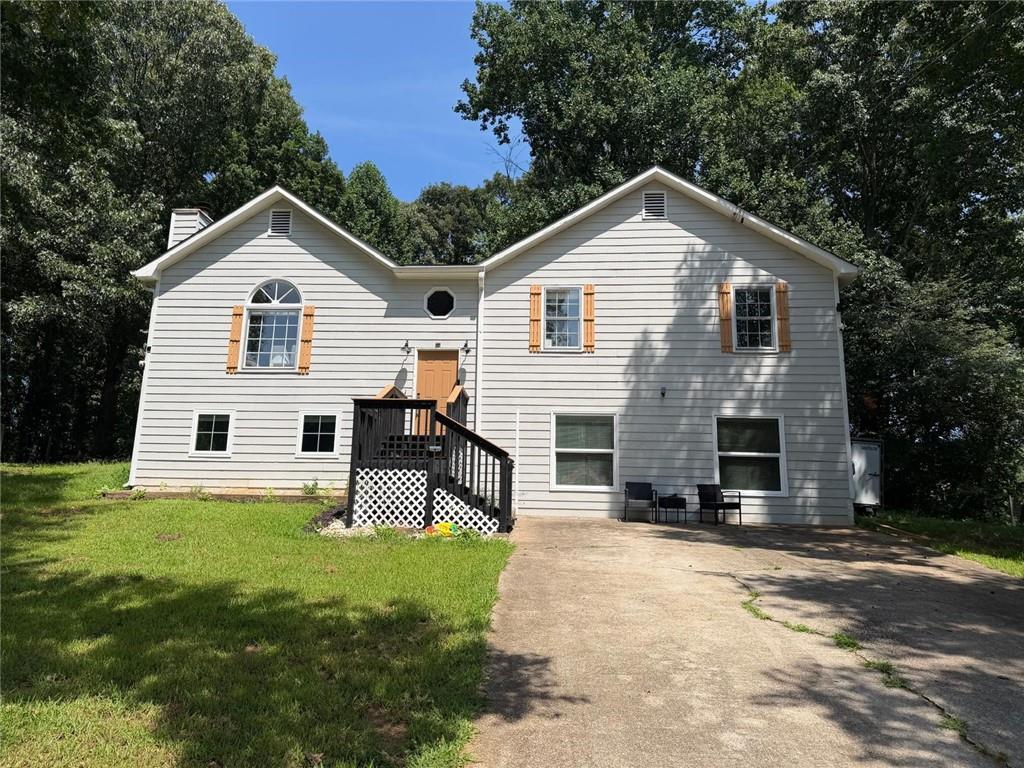 137 Landing Ln., Powder Springs, GA 30127