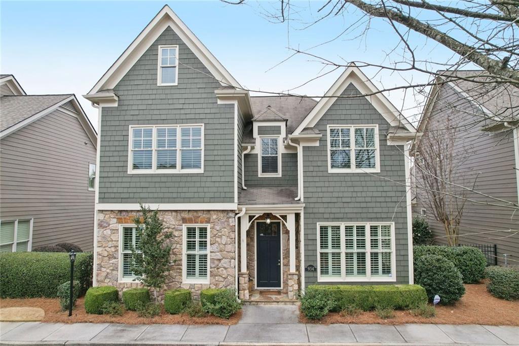 934 Grey Village Cir., Marietta, GA 30068