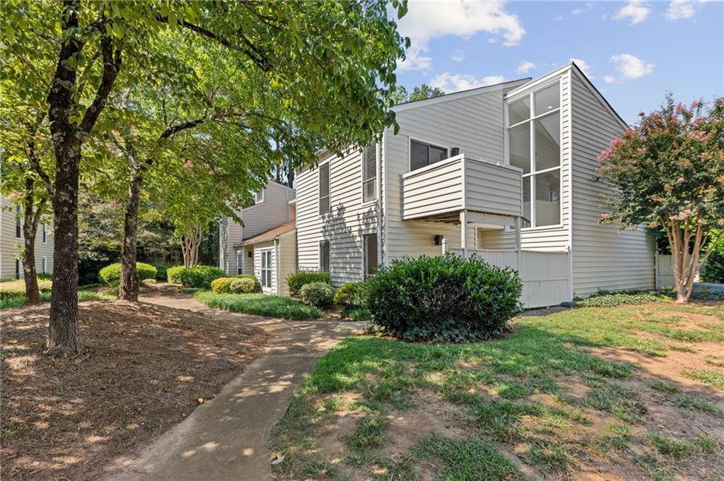 708 Serramonte Dr., Marietta, GA 30068