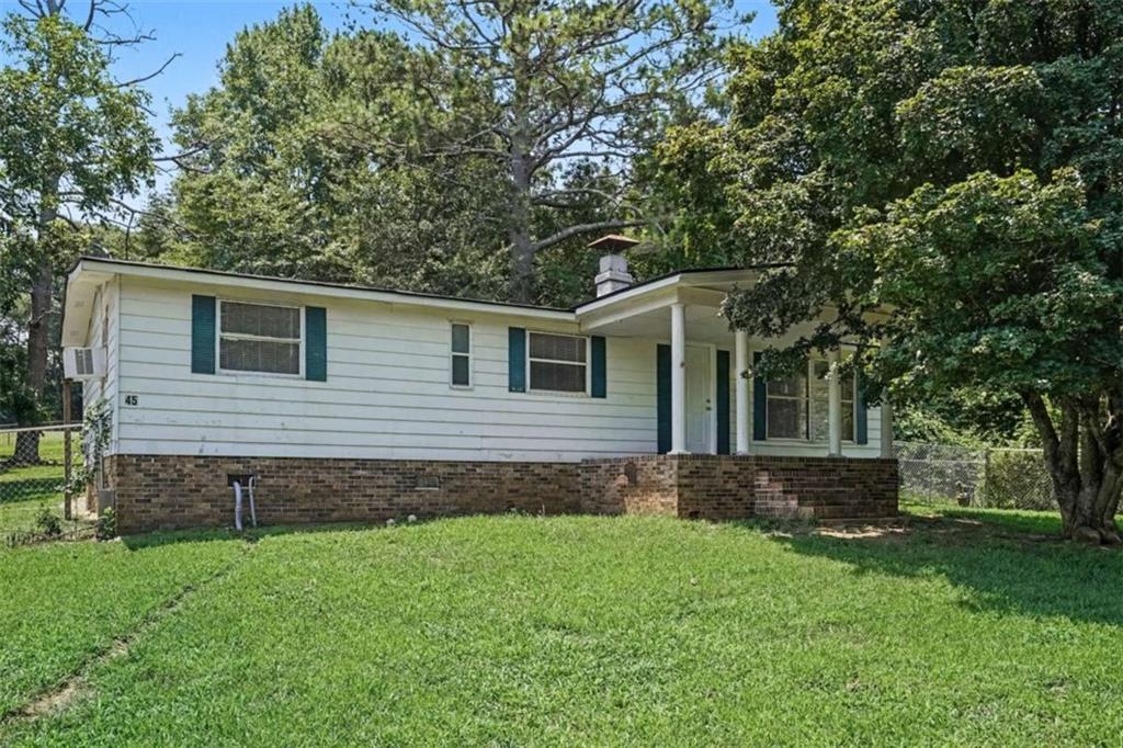 45 E James Cir., Hampton, GA 30228