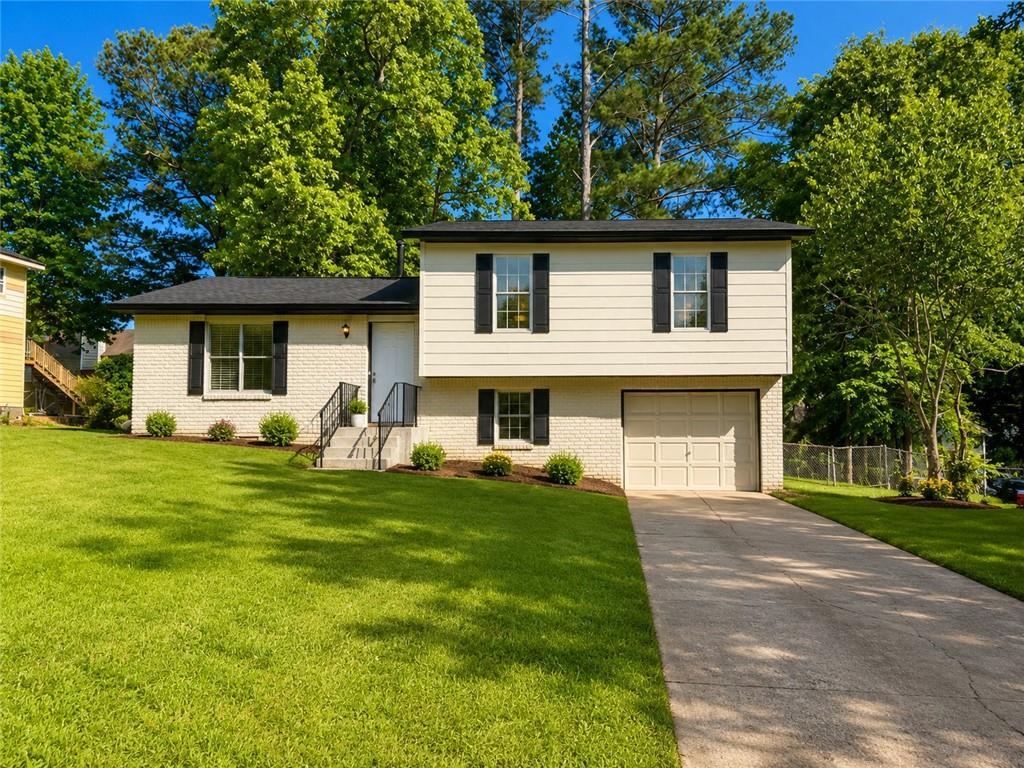 1683 Spoonbill Rd., Jonesboro, GA 30238