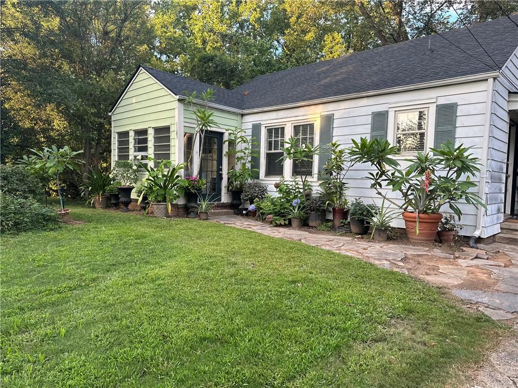 1185 Mecaslin St., Atlanta, GA 30318