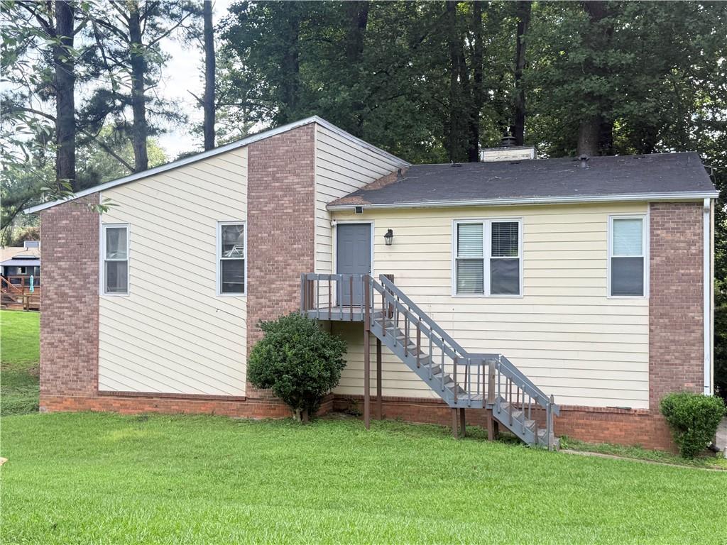 976 Bernice Ct., Lawrenceville, GA 30045