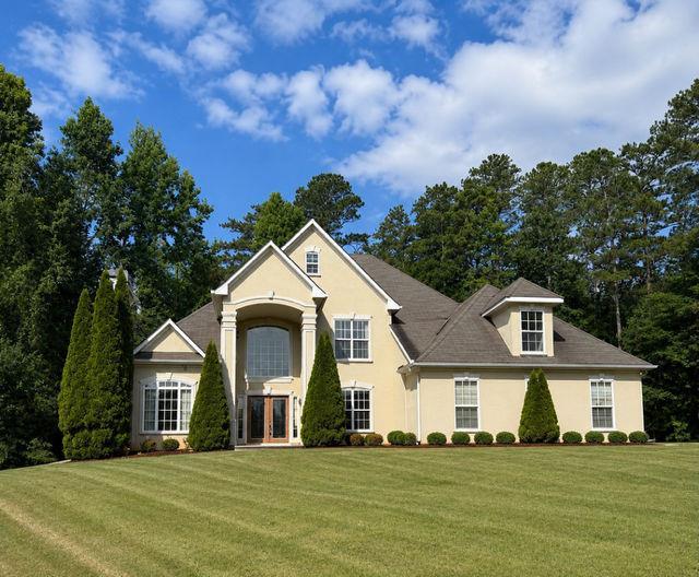 235 Allenwood Rd., Fayetteville, GA 30214