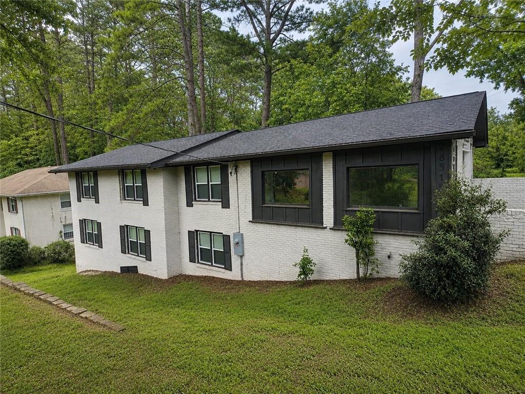 2851 Headland Dr., East Point, GA 30344