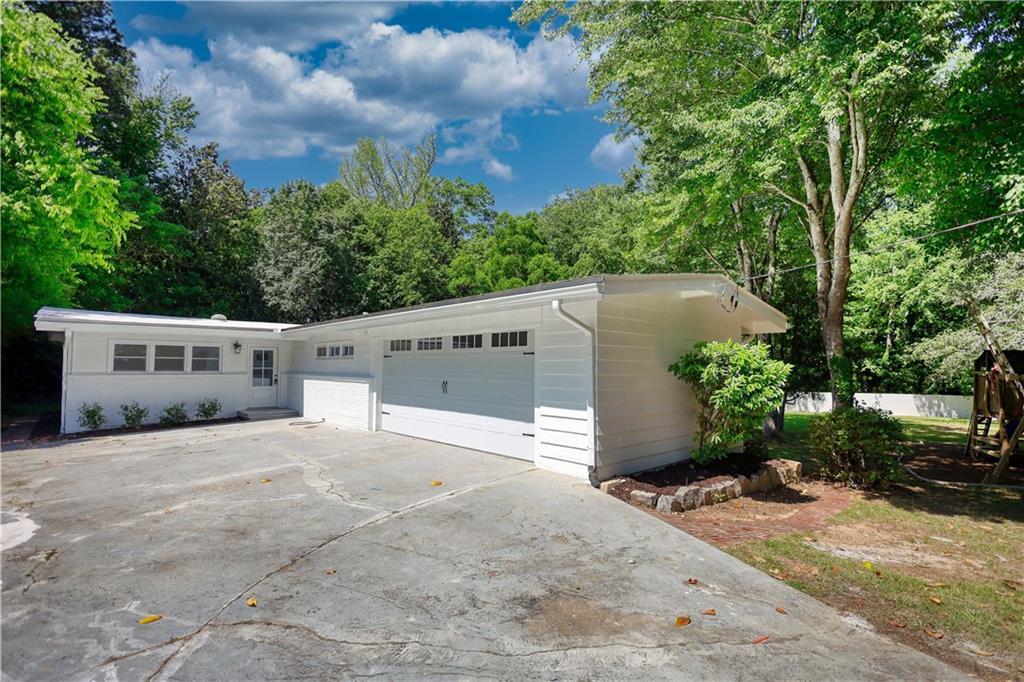 2143 Melante Dr., Atlanta, GA 30324