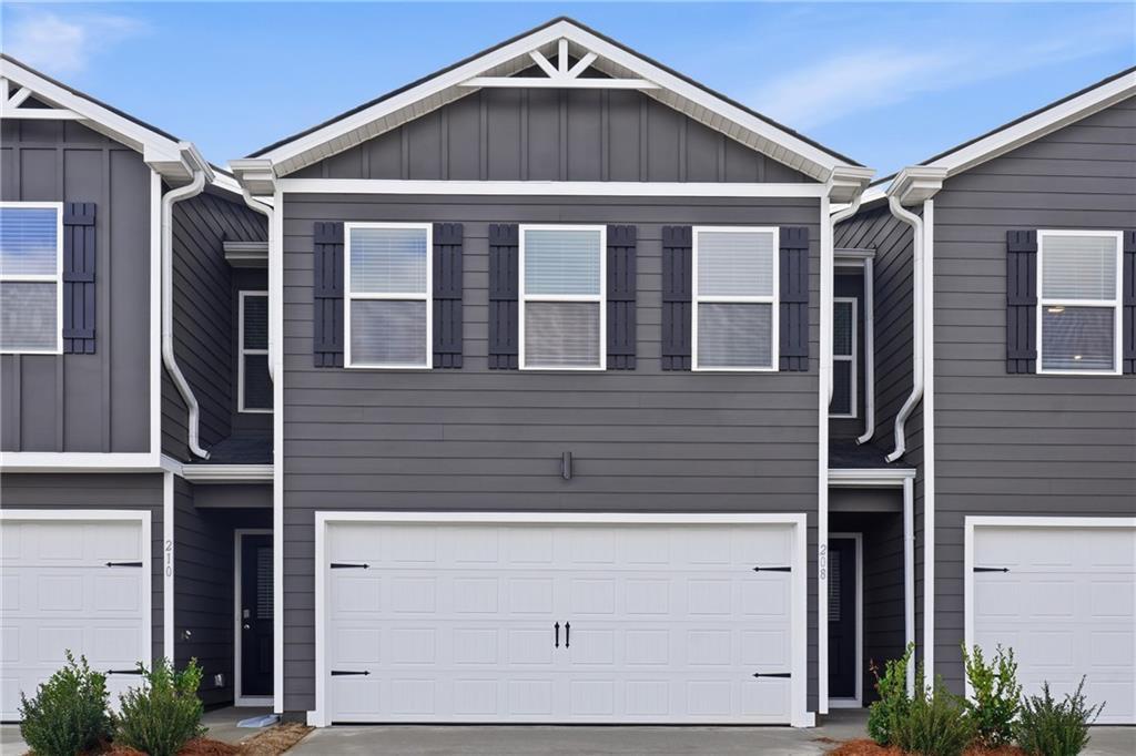 208 Norchester Ave., Hogansville, GA 30230