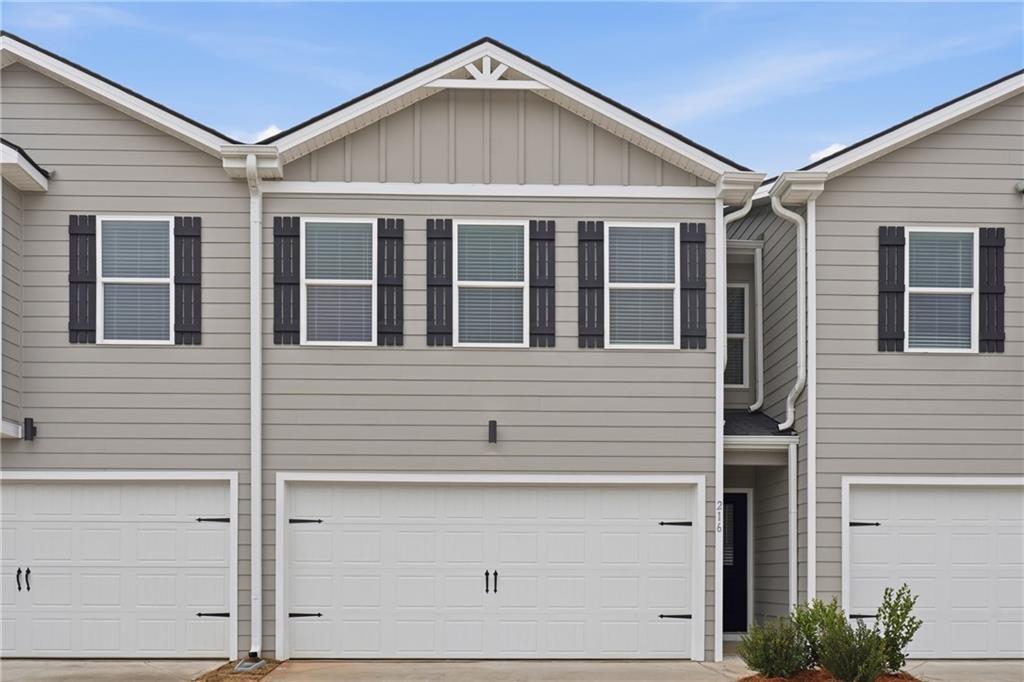 216 Norchester Ave., Hogansville, GA 30230