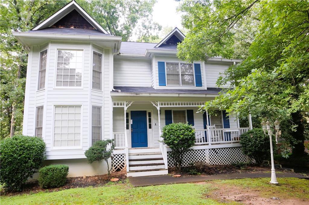 220 Creekwood Tr., Fayetteville, GA 30214