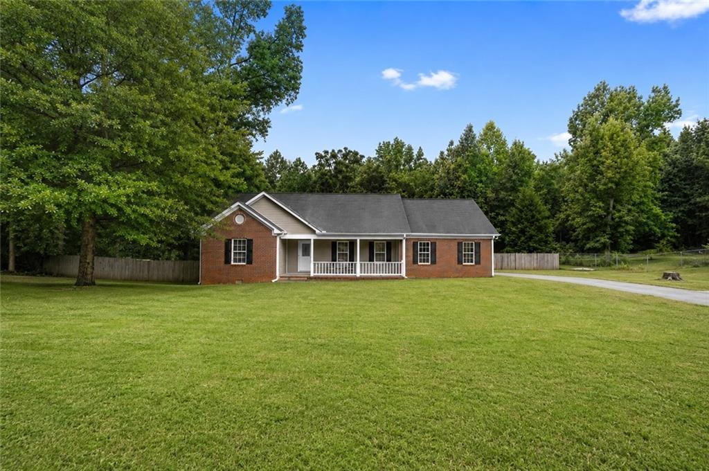 1740 Brushcreek Dr., Monroe, GA 30655
