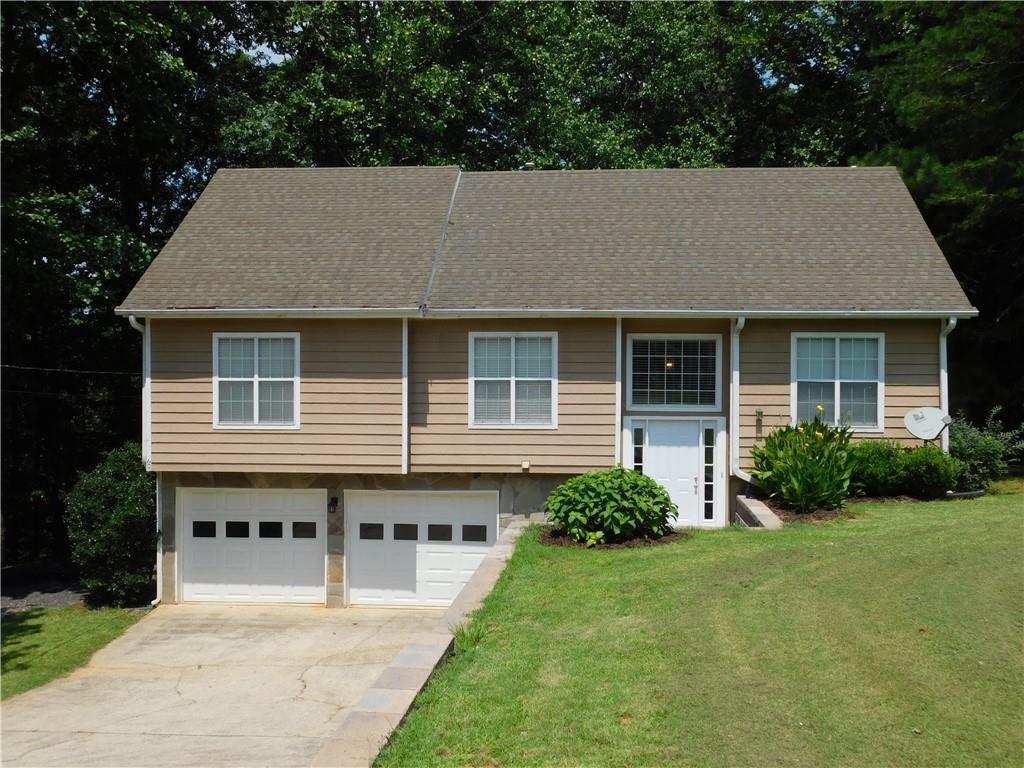 66 Spring Ridge Dr., Dawsonville, GA 30534