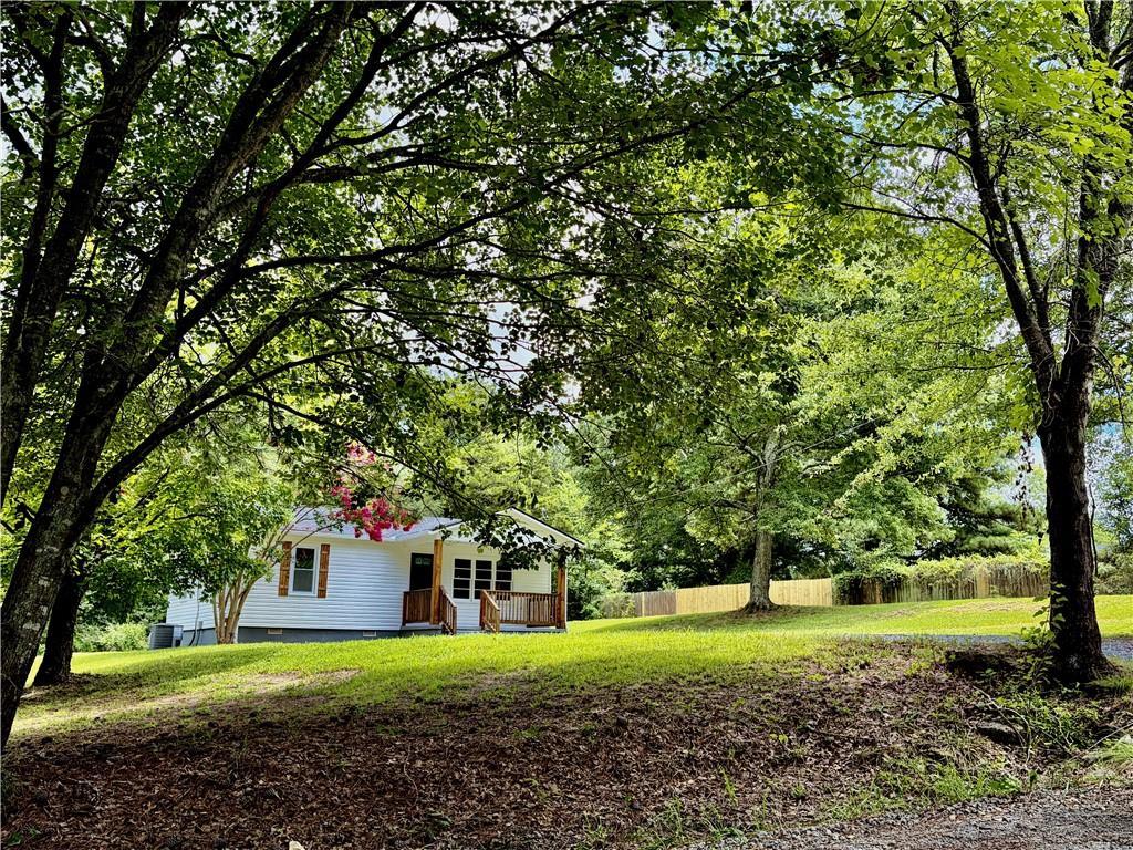 126 Wendy Hill Rd., Calhoun, GA 30701