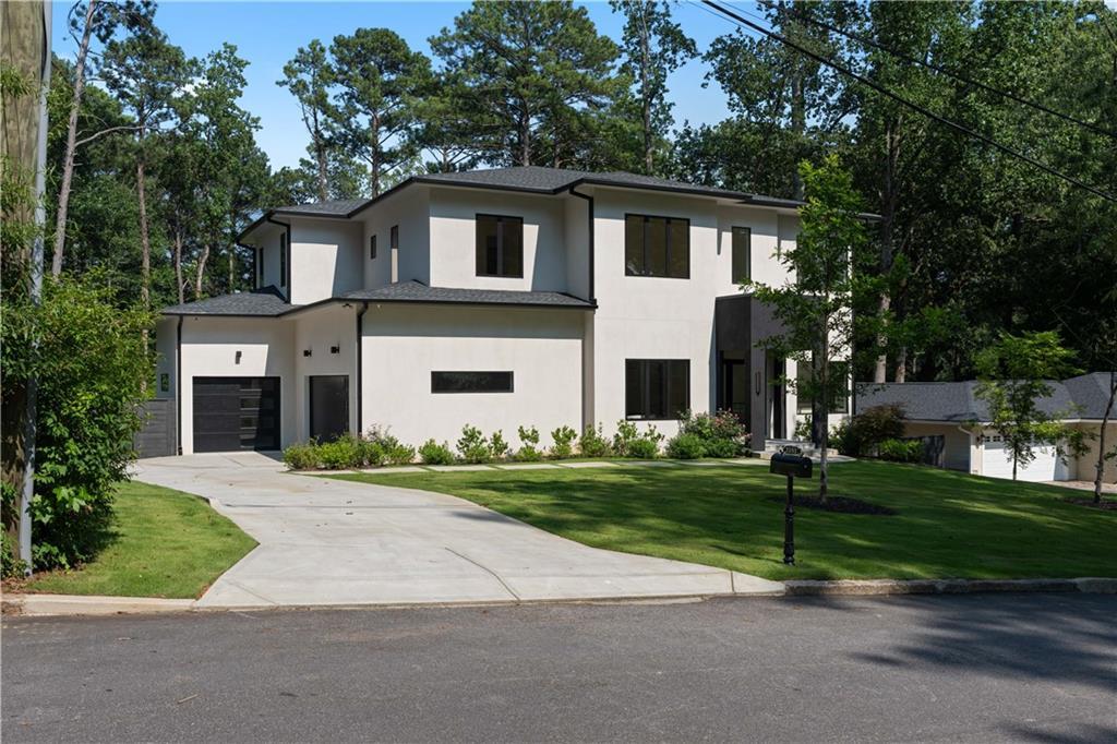 3293 Lenox Pl., Atlanta, GA 30324