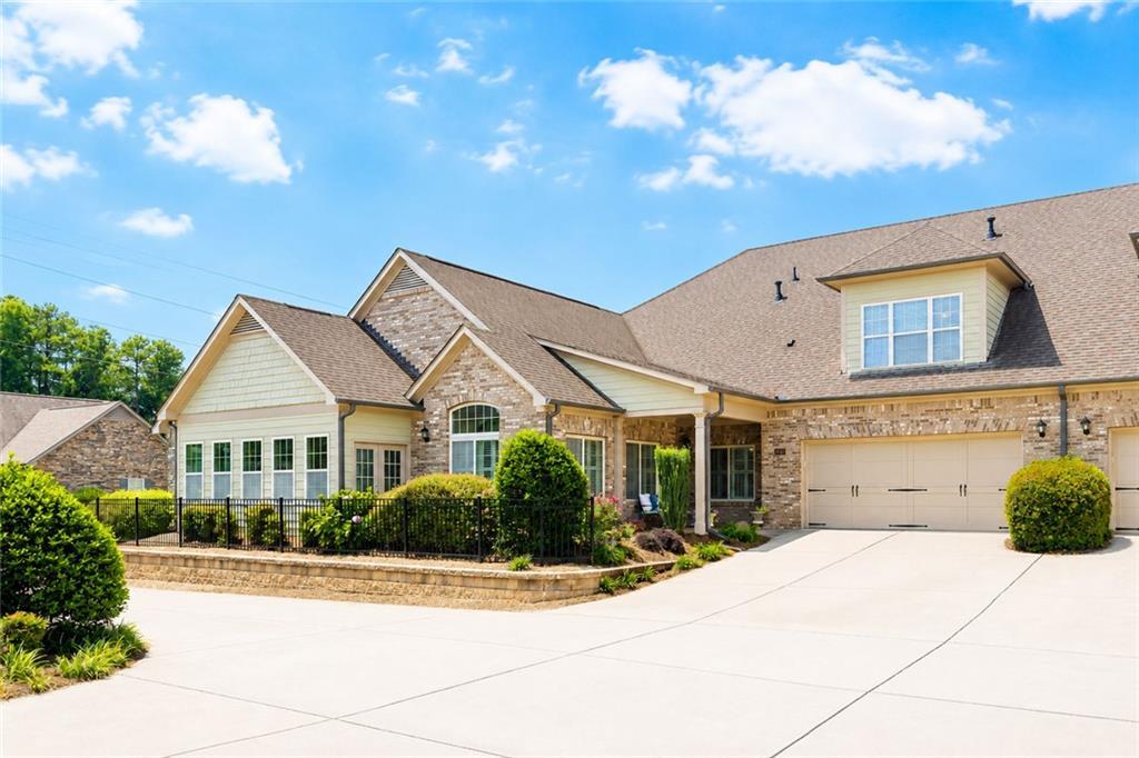6129 Brookhaven Cir., Johns Creek, GA 30097