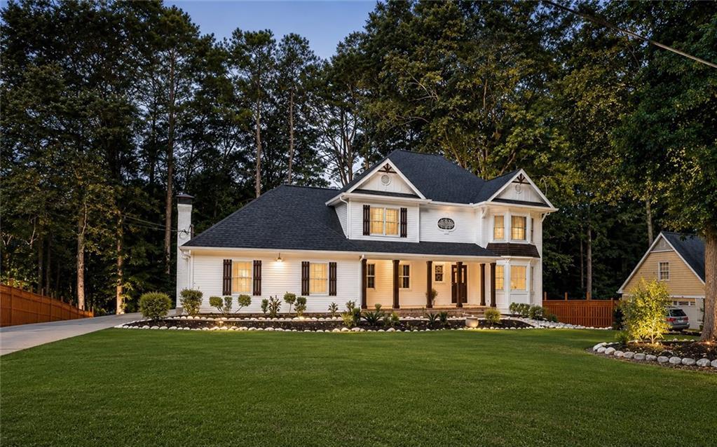 557 Daisy Nash Dr., Lilburn, GA 30047