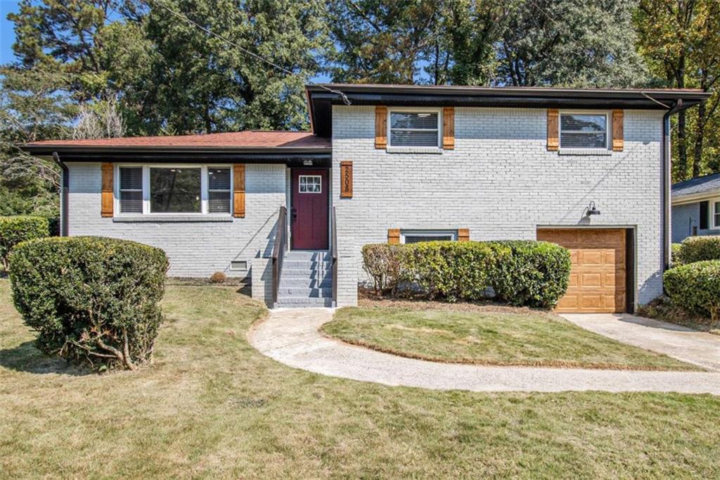 2508 Fontaine Cir., Decatur, GA 30032