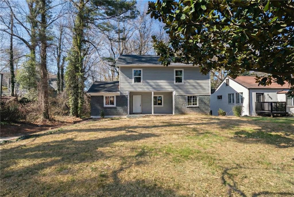 1471 Centra Villa Dr., Atlanta, GA 30311