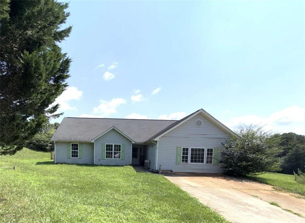 135 Windhaven Pl., Mount Airy, GA 30563