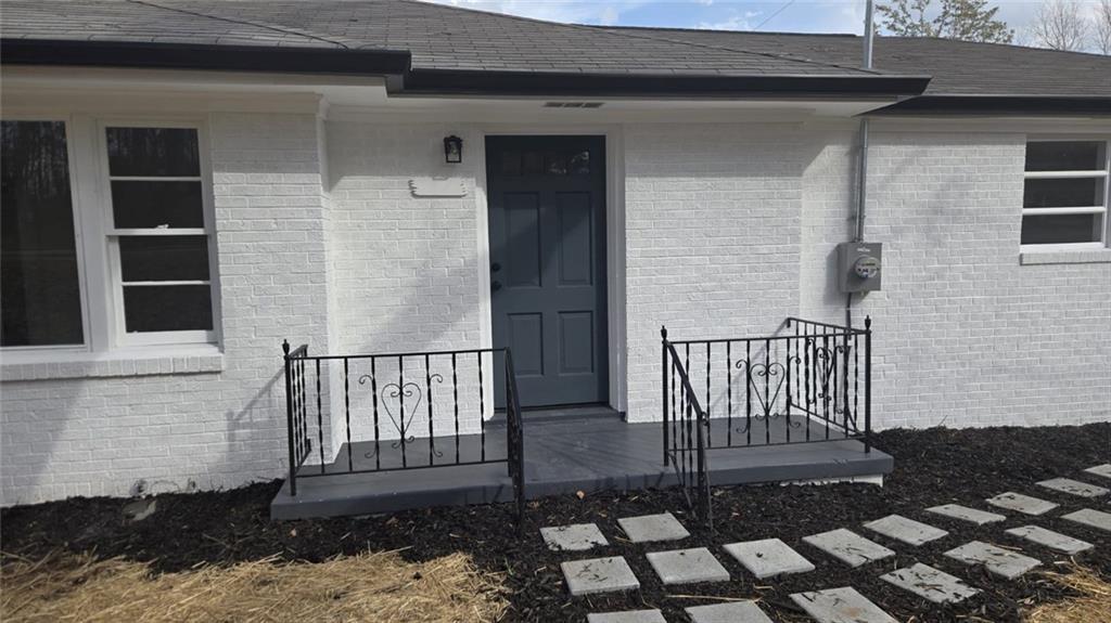 5432 Ash St, Forest Park, GA 30297