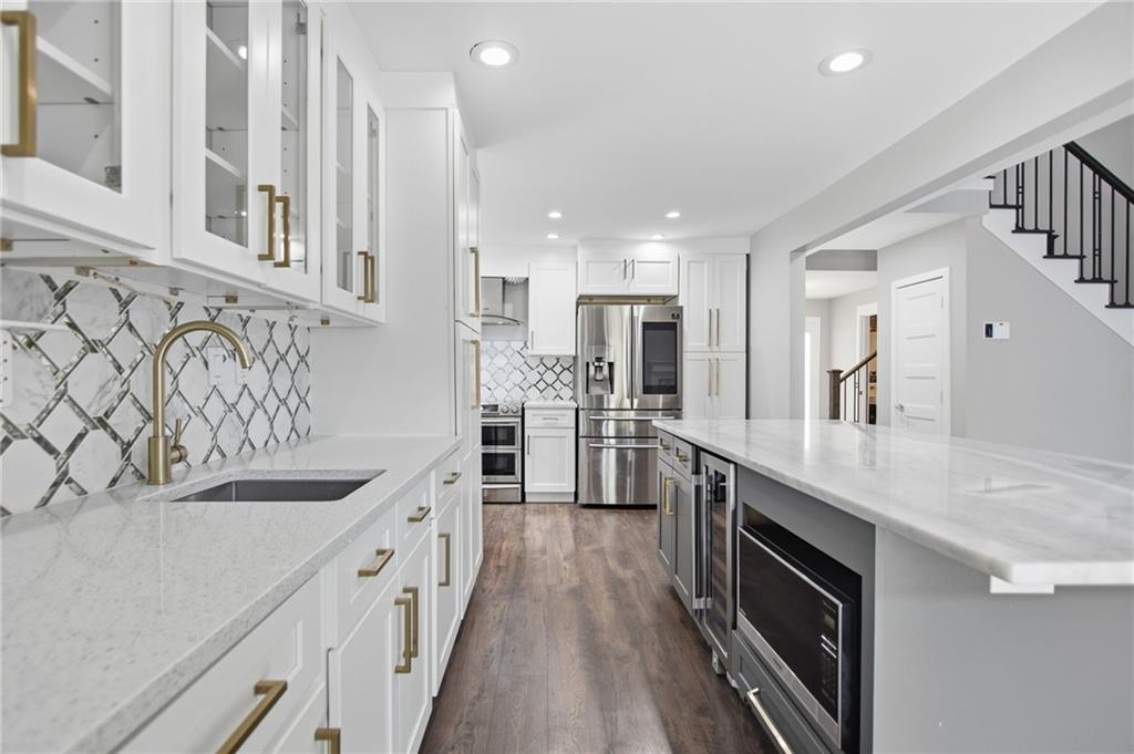 114 Woodhaven Way, Alpharetta, GA 30009