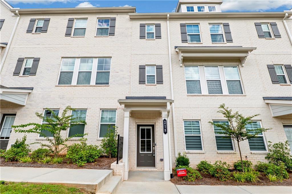 218 Maycrest Path, Tucker, GA 30084