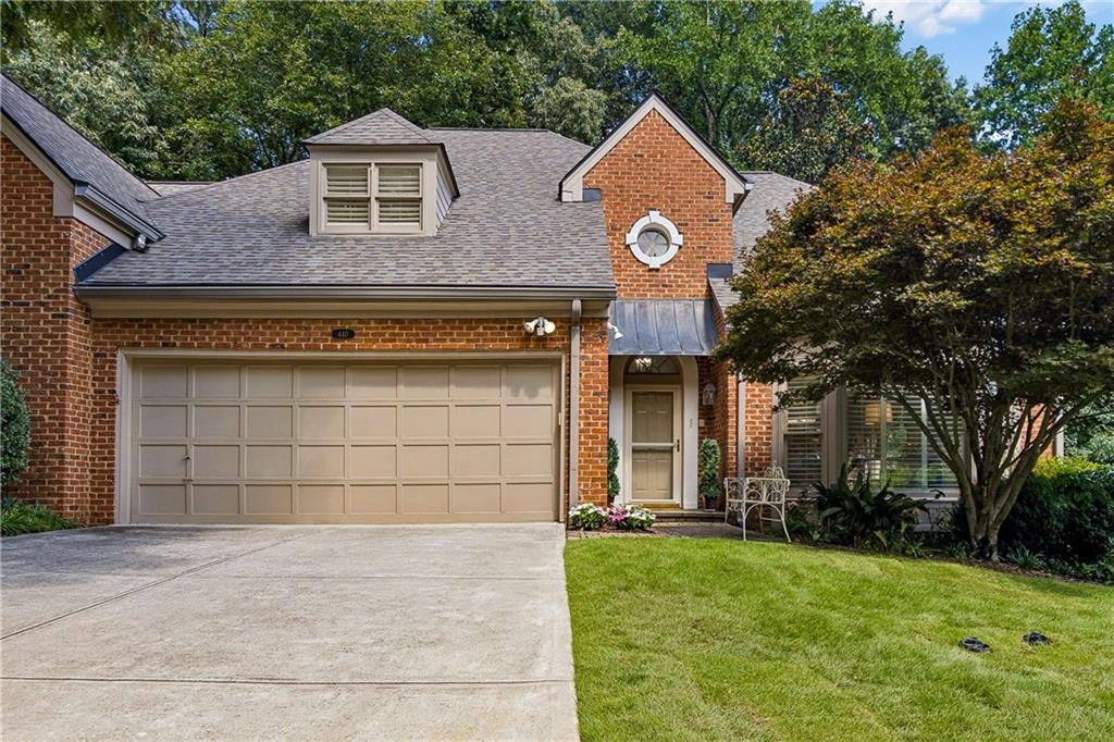 440 Greenlaurel Dr., Sandy Springs, GA 30342