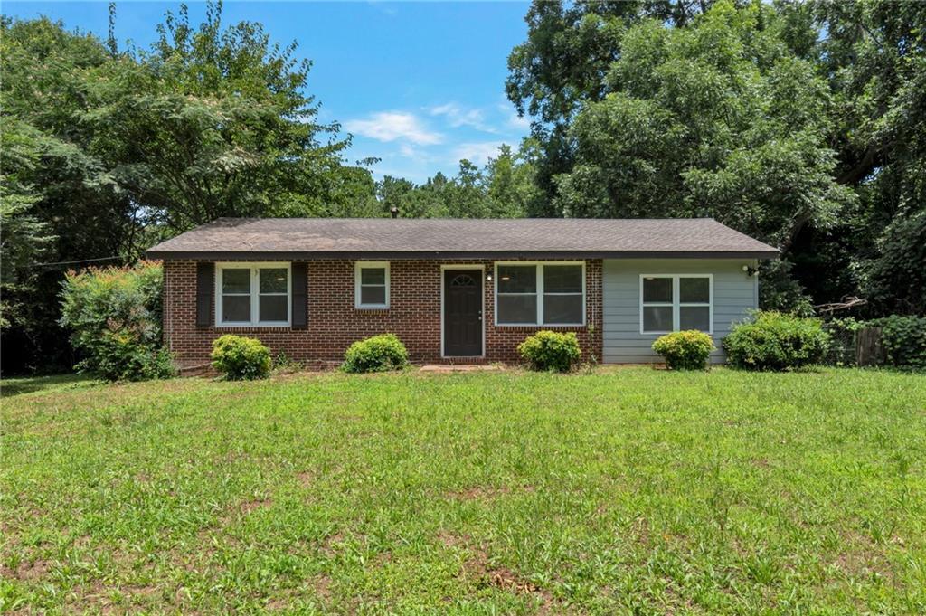 6414 Shadow Rock Dr., Lithonia, GA 30058