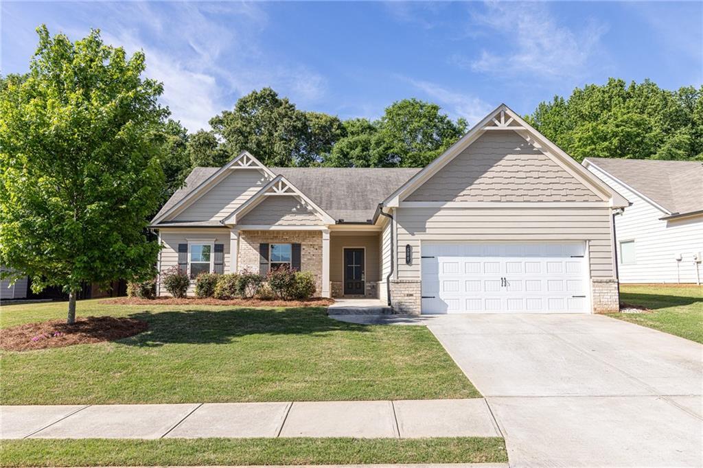 500 Brighton Park Cir., Hoschton, GA 30548