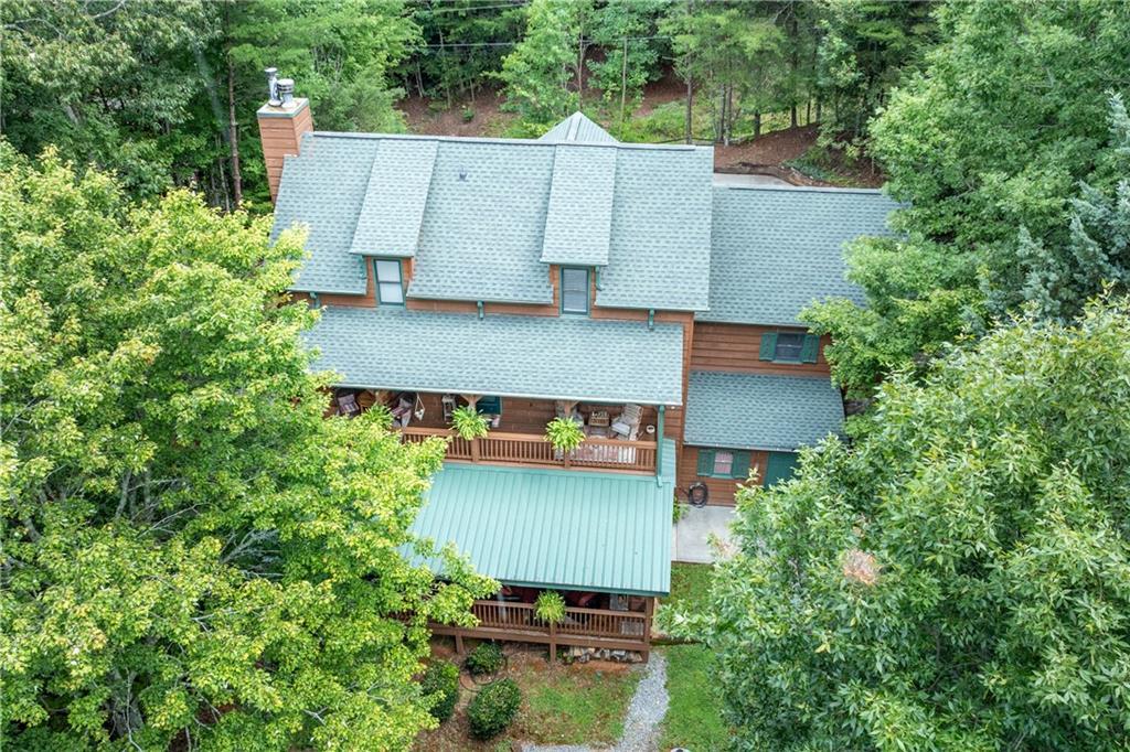 427 N Lake Dr., Ellijay, GA 30536