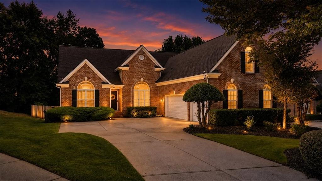 529 Morning Place Way, Suwanee, GA 30024