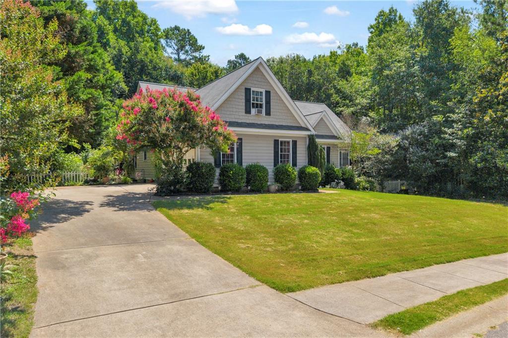 905 Daisy Ln., Athens, GA 30605