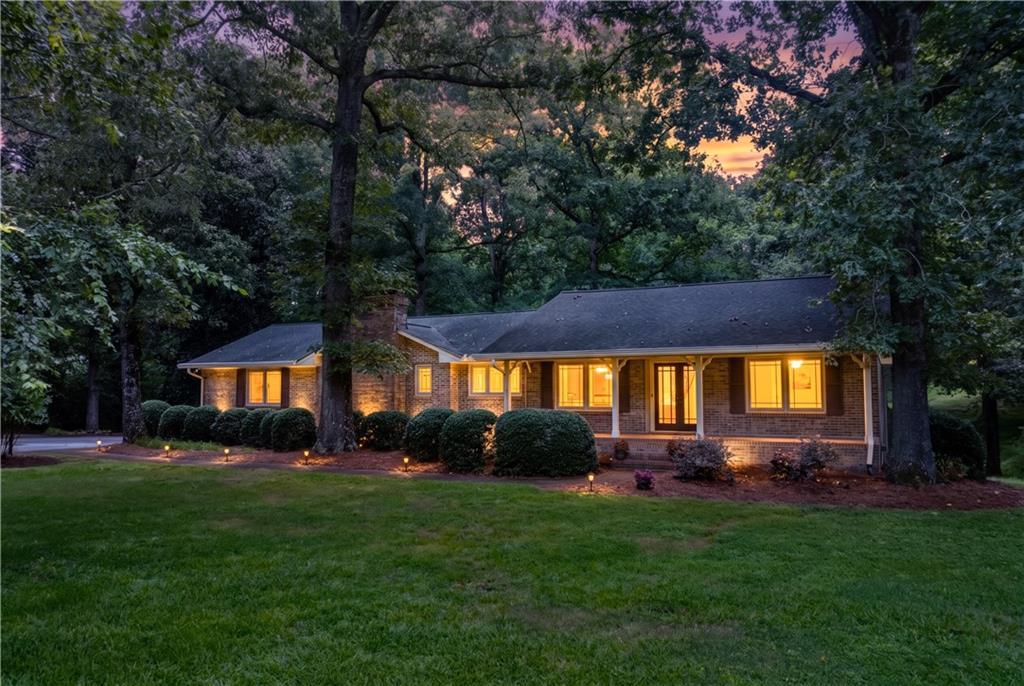1131 Ednaville Rd., Braselton, GA 30517