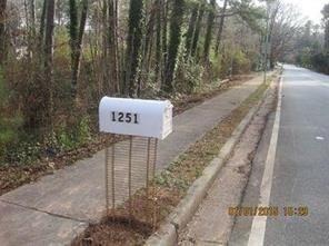 1251 Kelton Dr., Stone Mountain, GA 30083