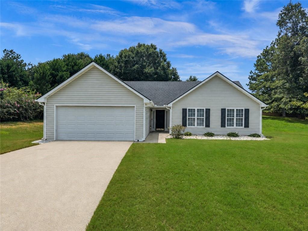 7020 Greenridge Dr., Loganville, GA 30052