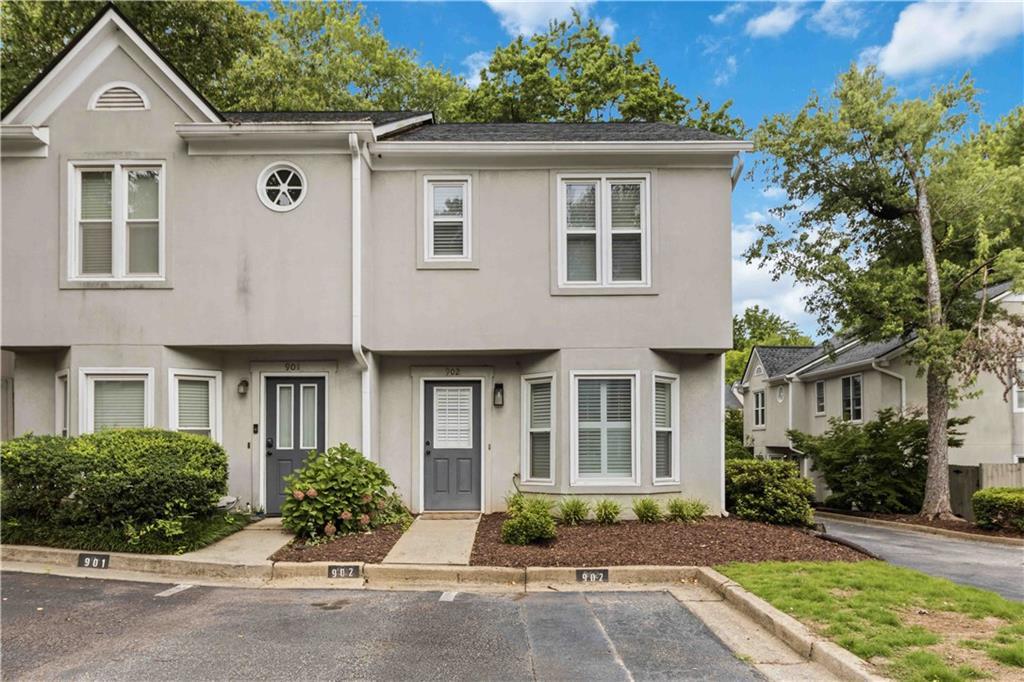 902 Defoors Landing, Atlanta, GA 30318