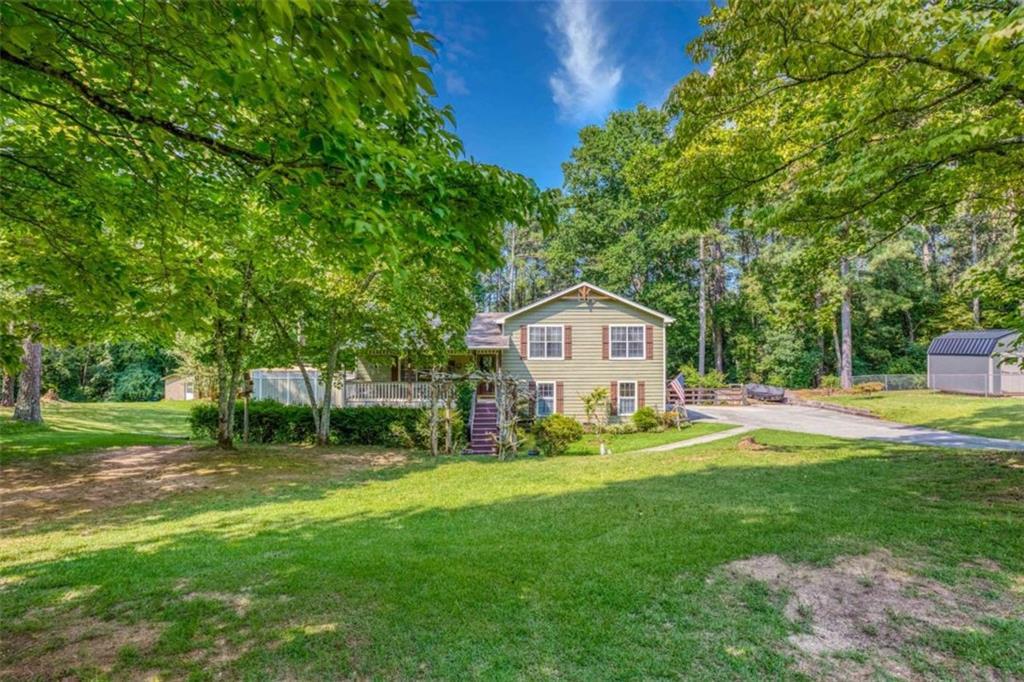 4234 Timber Trace Rd., Loganville, GA 30052