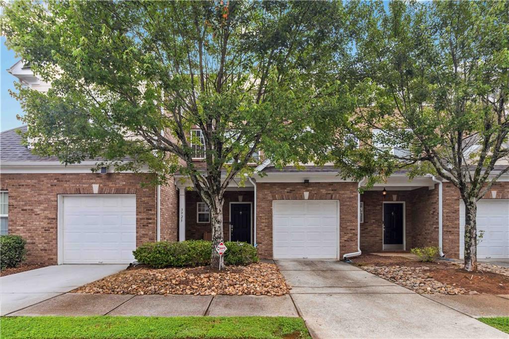 3925 Princeton Lakes Pass, Atlanta, GA 30331