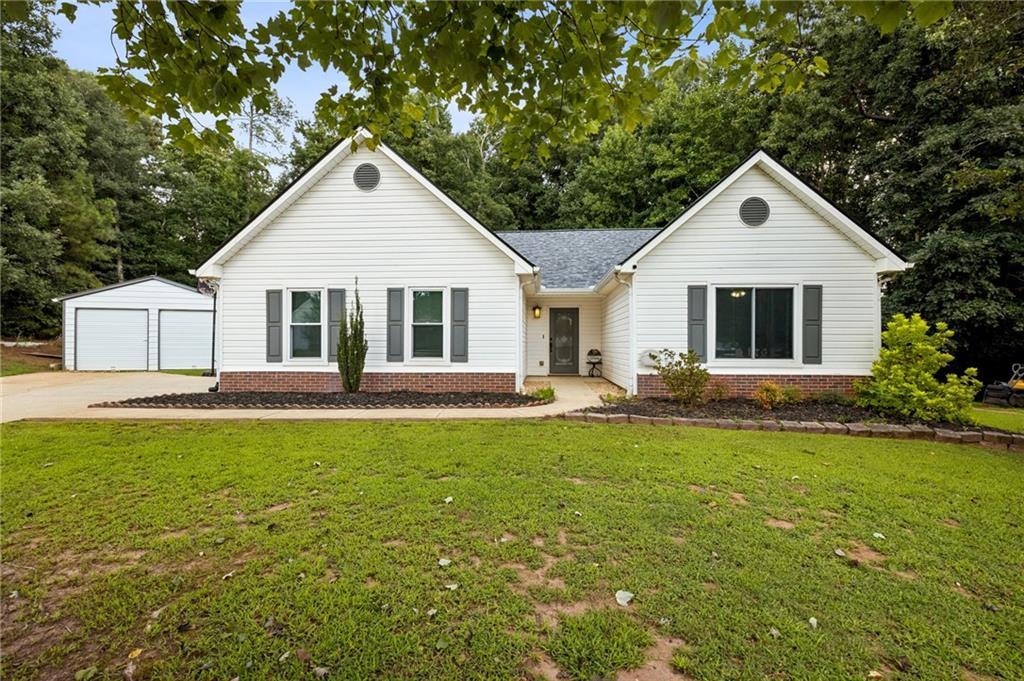 6253 Glen Port Cir., Flowery Branch, GA 30542