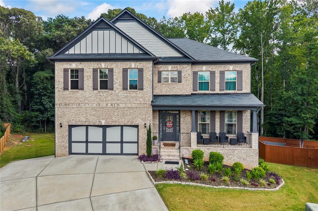 721 Autumn Meadow Dr., Loganville, GA 30052