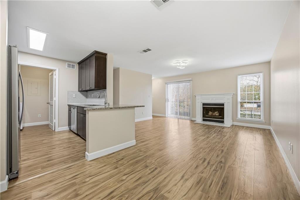 120 Granville Ct., Atlanta, GA 30328