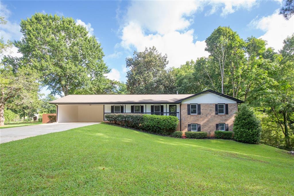 5087 Timber Ridge Ct., Stone Mountain, GA 30087