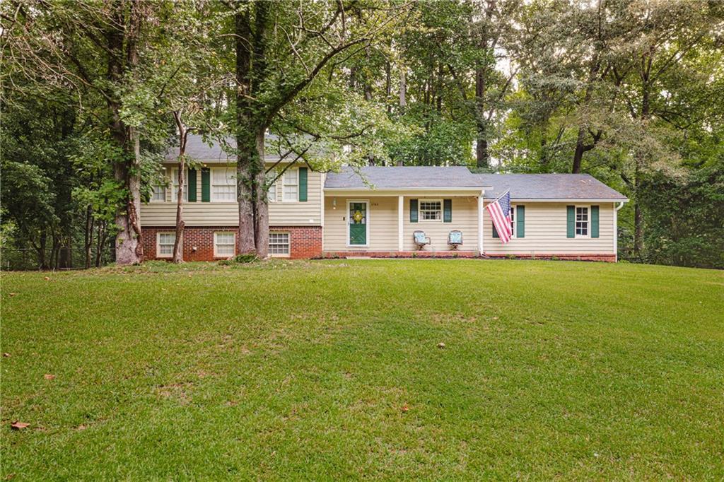 2762 Shetland Ln., Kennesaw, GA 30152