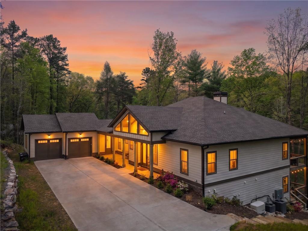 245 Bear Paw Tr., Blue Ridge, GA 30513