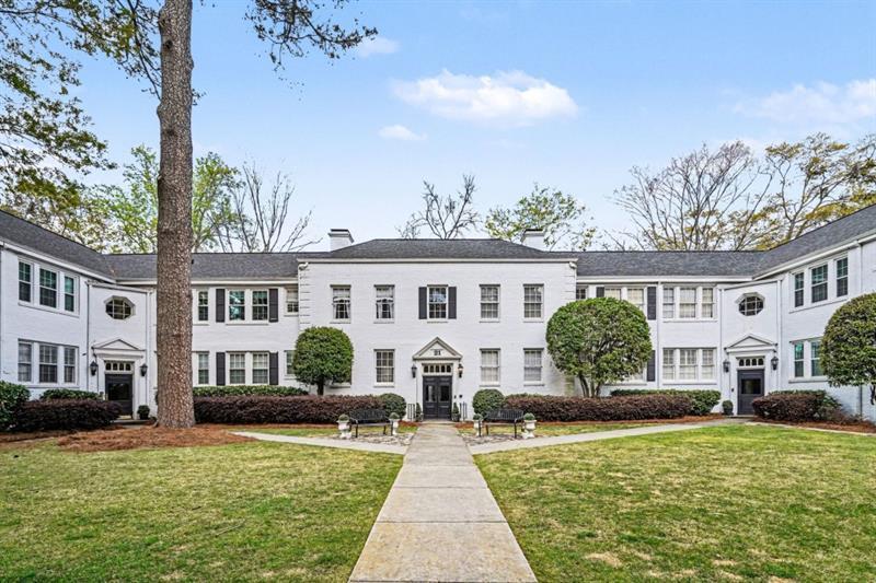 21 Peachtree Memorial Dr. #8, Atlanta, GA 30309